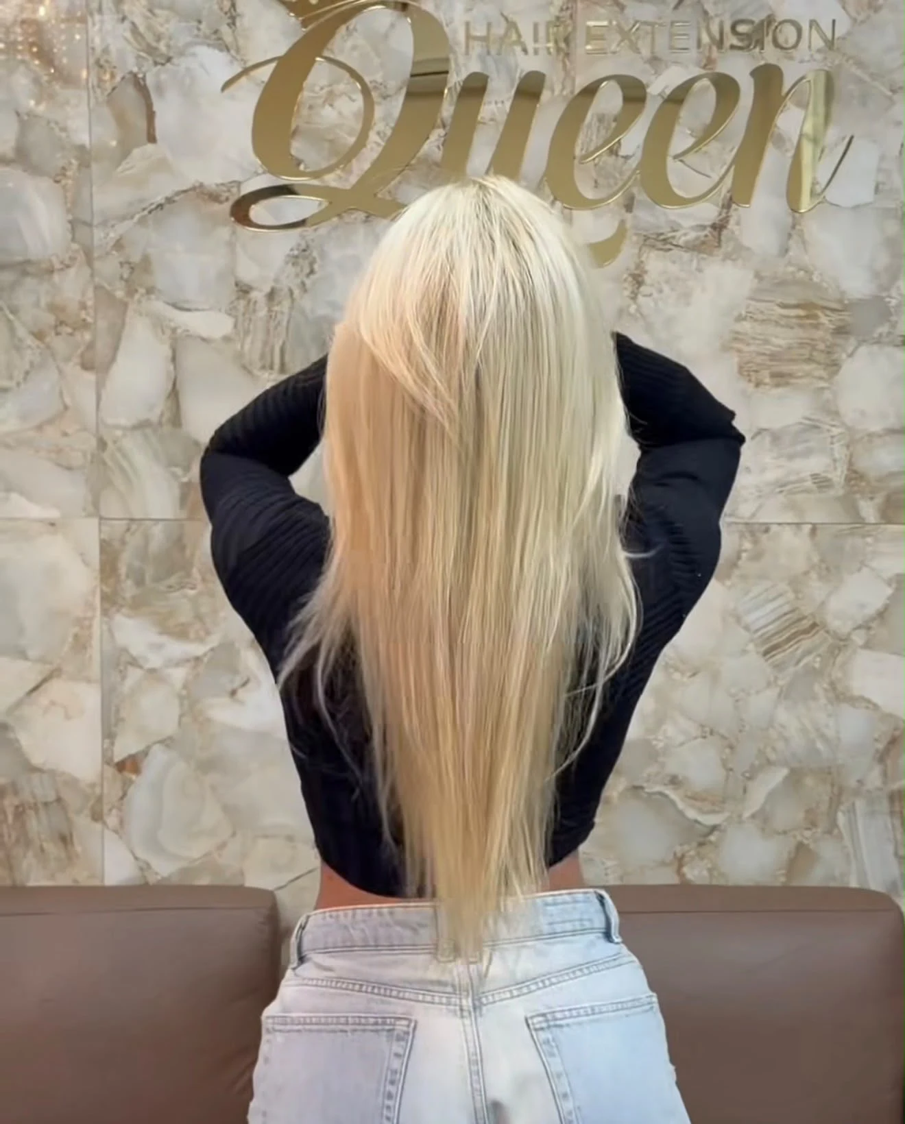 Antes da transformação de Mega Hair loiro